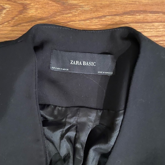 Zara Blazer - Picture 2 of 4